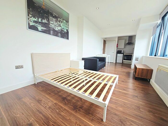 Studio To Rent In Elmgrove Road, Harrow, HA1