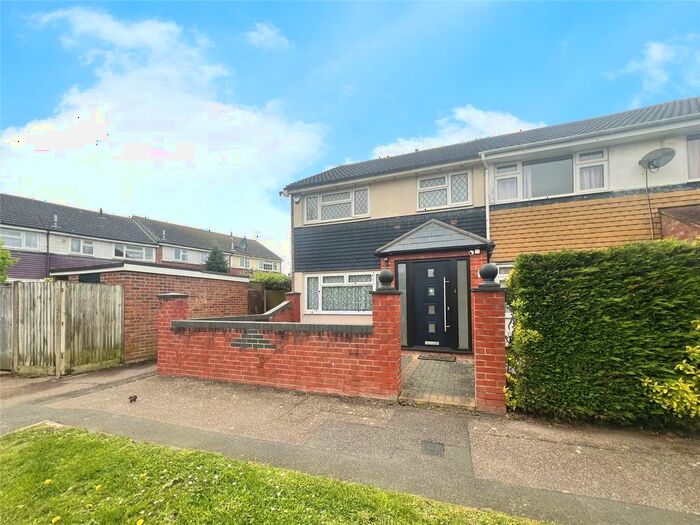 3 Bedroom Semi-Detached House To Rent In Nottingham Close, Watford, Hertfordshire, WD25