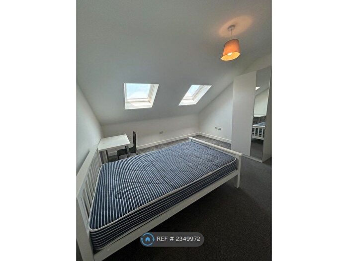 6 Bedroom Terraced House To Rent In Garnier Street, Portsmouth, PO1