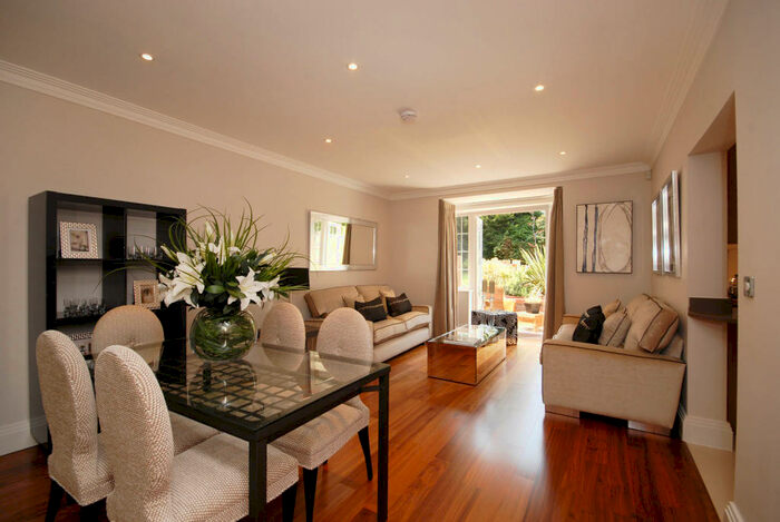 2 Bedroom Apartment To Rent In Clare Hill Court, Claremont Lane, Esher, KT10
