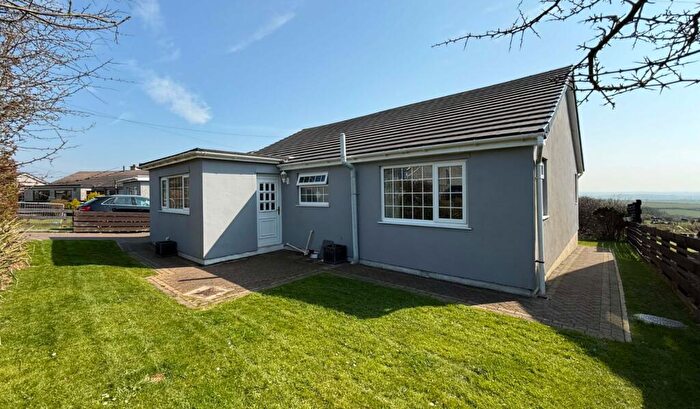 3 Bedroom Bungalow For Sale In Bryn Estate, Llanfaethlu, Holyhead, Isle Of Anglesey, LL65