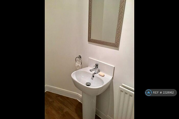 2 Bedroom Flat To Rent In Albert Street, Dundee, DD4
