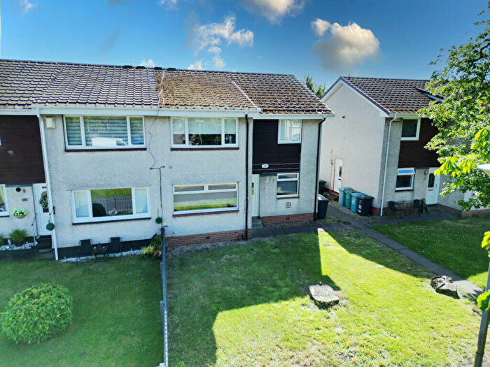 2 Bedroom Flat To Rent In Earlston Crescent, Carnbroe, ML5