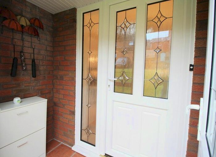 4 Bedroom Detached House For Sale In Bronheulwen, Porth, Rhondda, Cynon, Taff. CF39