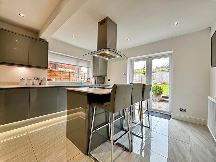 3 Bedroom Semi-Detached House To Rent In Baddesley Road, Solihull, West Midlands, B92