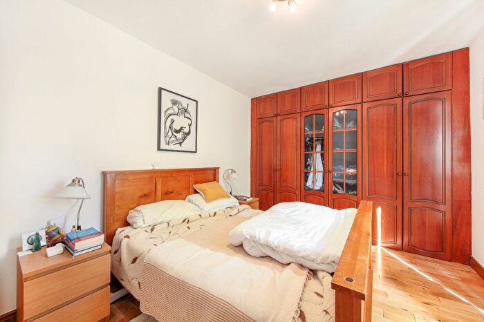 1 Bedroom Flat To Rent In Verity House, Abercorn Place, NW8