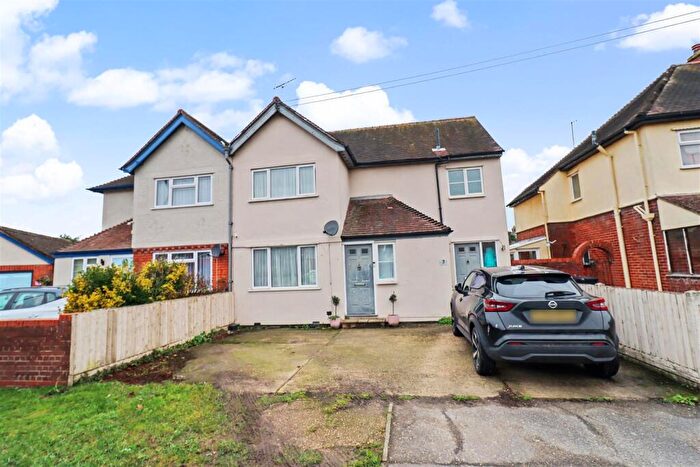 4 Bedroom Semi Detached House For Sale In Aetheric Road, Braintree, CM7