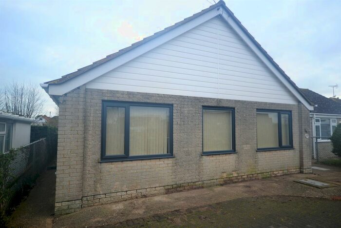 3 Bedroom Detached Bungalow To Rent In Meehan Road, Greatstone, New Romney TN28