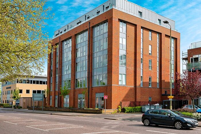 1 Bedroom Flat For Sale In Bridge Road East, Welwyn Garden City, AL7