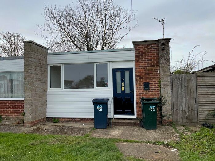 2 Bedroom Bungalow To Rent In Nutts Avenue, Leysdown, ME12