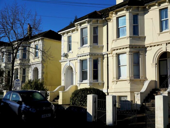 1 Bedroom Flat To Rent In Upper Grosvenor Road, Tunbridge Wells, Kent, TN1