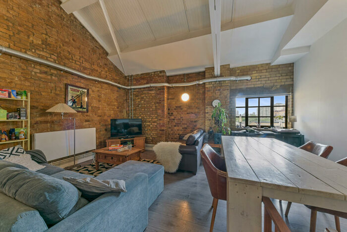 3 Bedroom Apartment To Rent In Springfield House Lofts, Dalston London, E8