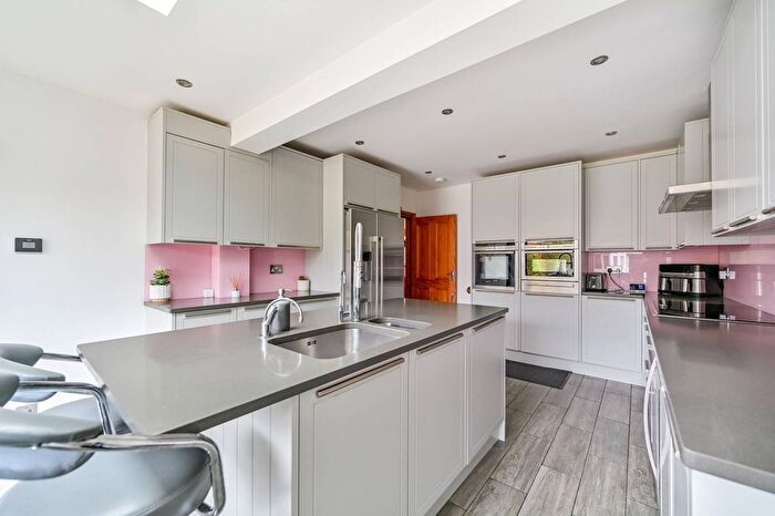 4 Bedroom Property For Sale In Marlborough Road, Isleworth, TW7