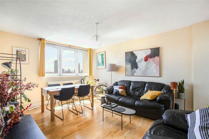 3 Bedroom Flat To Rent In Radnor Street, London, EC1V