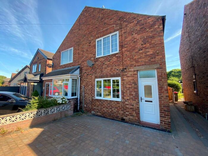 2 Bedroom Semi-Detached House To Rent In Northfield Lane, Wickersley, S66