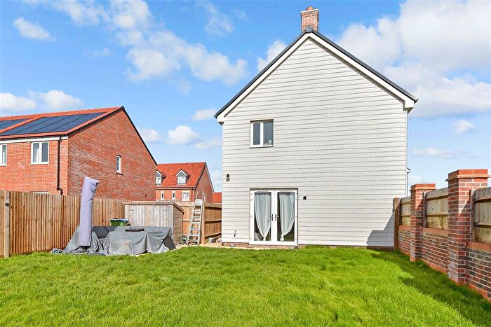 3 Bedroom Detached House For Sale In Anderson Way, Littlehampton, West Sussex, BN17