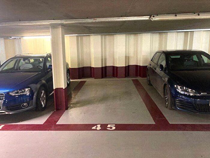 Garage / Parking To Rent In York House, York House Place, London, W8