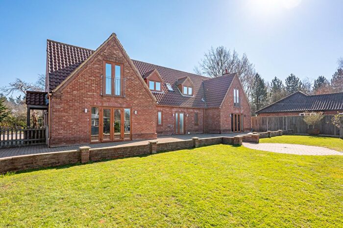 4 Bedroom Detached House For Sale In Holt Road, Wood Norton, NR20