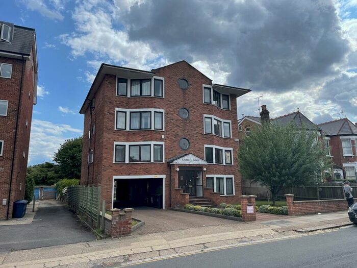 2 Bedroom Apartment To Rent In - Torrington Park, North Finchley, London, N12