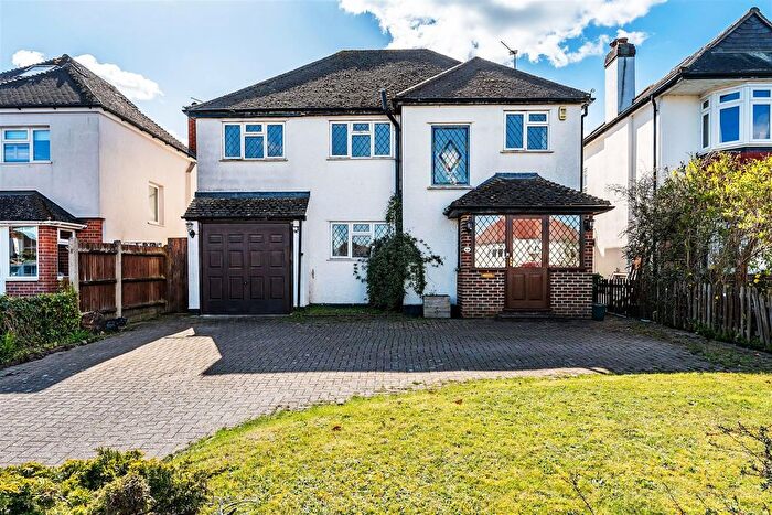 4 Bedroom Detached House For Sale In Northey Avenue, South Cheam, SM2