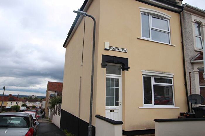 2 Bedroom Terraced House To Rent In Beaufort Road, Bristol, BS15