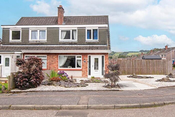 3 Bedroom Semi-Detached House For Sale In Walnut Park, Tillicoultry, FK13