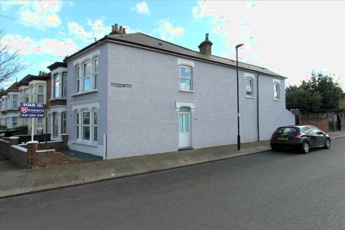 4 Bedroom House To Rent In Sutherland Road, London, N9