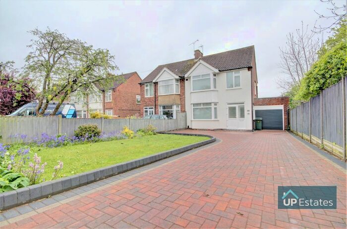 3 Bedroom Semi-Detached House To Rent In Cameron Close, Allesley, Coventry, CV5