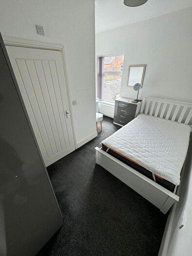 3 Bedroom Flat To Rent In Watford Street, ST4