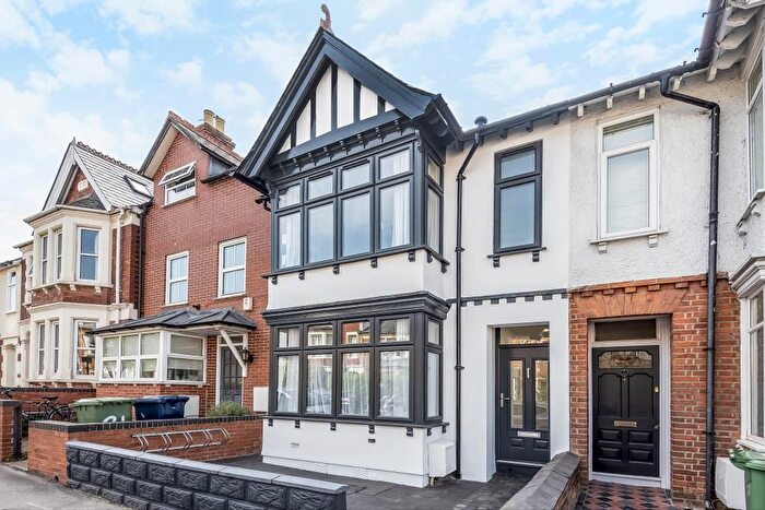 7 Bedroom Terraced House To Rent In Divinity Road, Hmo Ready Sharers, OX4