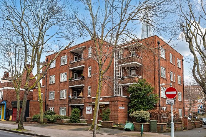 2 Bedroom Flat For Sale In Lockyer Estate, Kipling Street, London, SE1