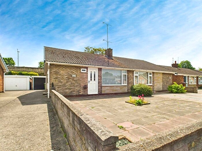 2 Bedroom Bungalow For Sale In Belvoir Drive, Knottingley, West Yorkshire, WF11