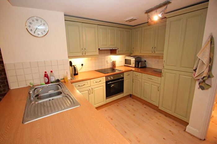 1 Bedroom Flat To Rent In Wapping High Street, Wapping, E1W