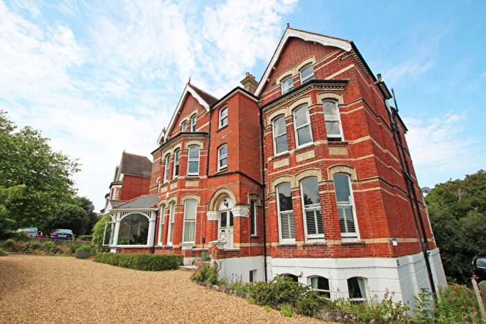 4 Bedroom Flat For Sale In St Johns Road, Eastbourne, BN20
