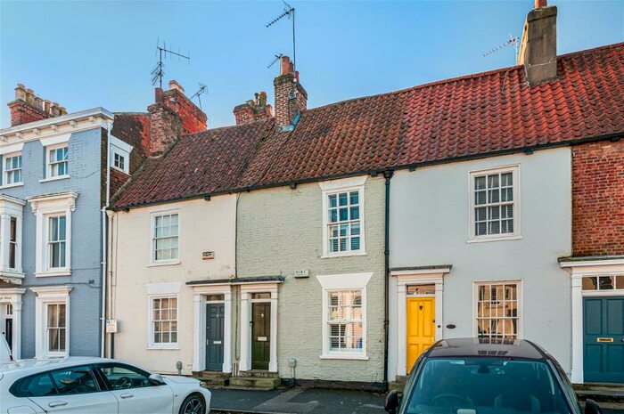 3 Bedroom Terraced House For Sale In North Bar Without, Beverley, HU17