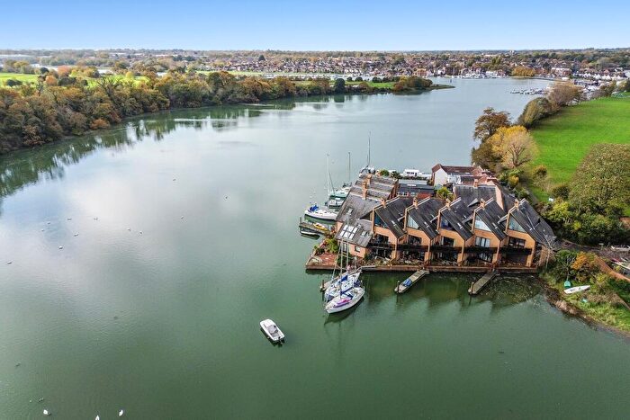 3 Bedroom Terraced House For Sale In Swan Quay, Fareham, PO16