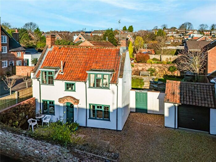 3 Bedroom Detached House For Sale In Westgate, Southwell, Nottinghamshire, NG25