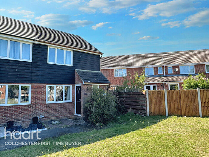 2 Bedroom End Of Terrace House For Sale In Orwell Close, Colchester, CO4