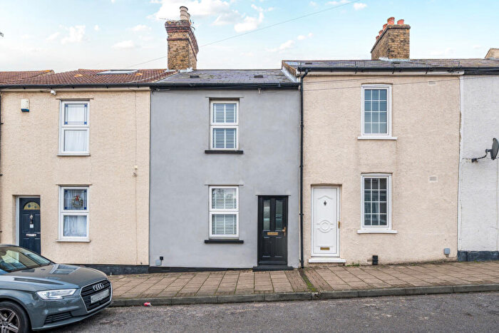 2 Bedroom Terraced House For Sale In Hearns Road, Orpington, BR5