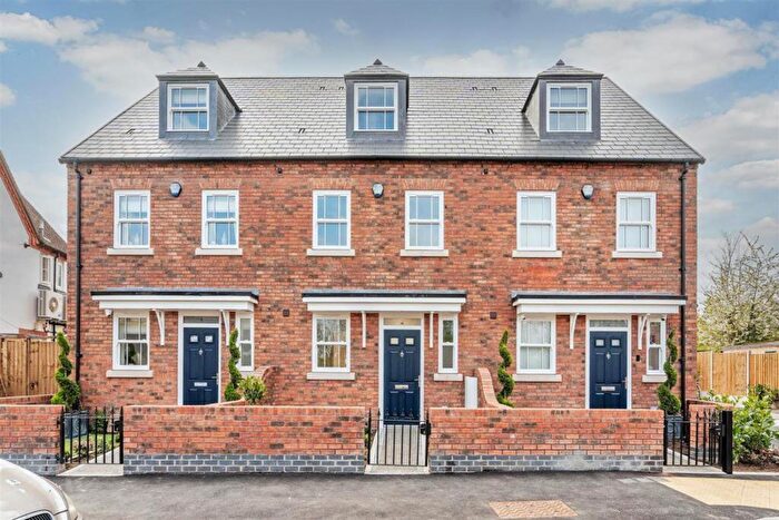 3 Bedroom Property To Rent In Station Road, Knowle, B93