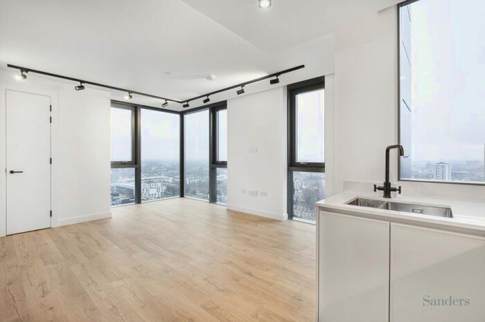 2 Bedroom Flat To Rent In Bollinder Place, Islington, London, EC1V