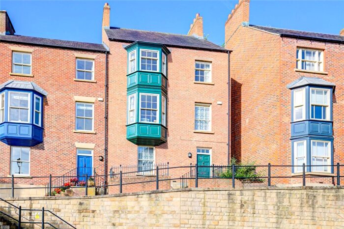 8 Bedroom End Of Terrace House For Sale In Highgate, Western Hill, Durham, DH1