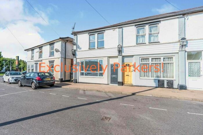 2 Bedroom Flat To Rent In Station Road North, Totton, Southampton SO40