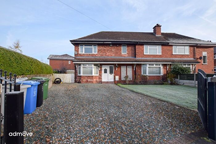 4 Bedroom Semi-Detached House To Rent In Fairywell Road, Timperley, WA15