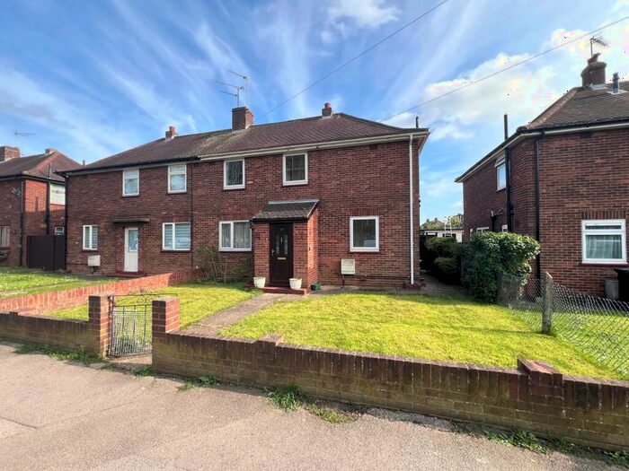 3 Bedroom Semi-Detached House To Rent In Melbourne Avenue, Chelmsford, CM1