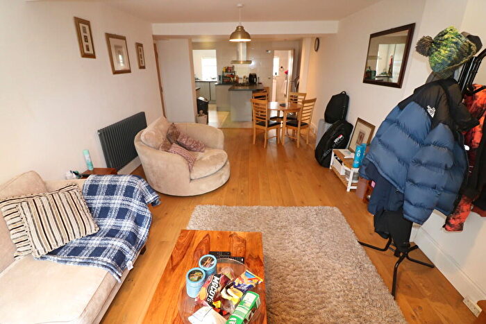 2 Bedroom Apartment To Rent In Apartment The Academy, - George Street, HU1