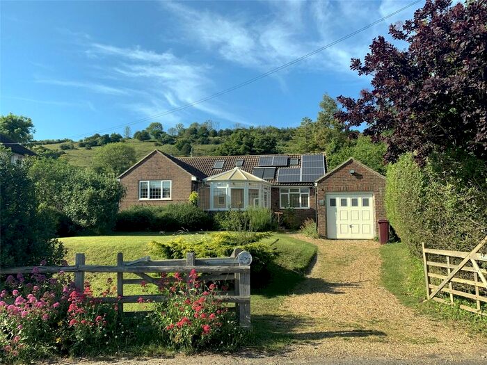 3 Bedroom Detached House For Sale In Charlton Road, Singleton, Chichester, West Sussex, PO18