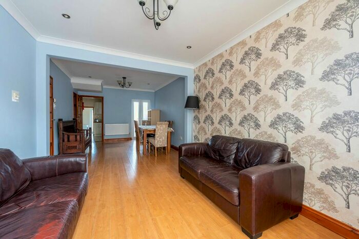 4 Bedroom Terraced House To Rent In Edward Road, Croydon CR0