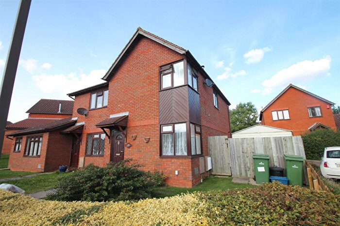 3 Bedroom Semi Detached House To Rent In Huntingbrooke, Great Holm, Milton Keynes, MK8
