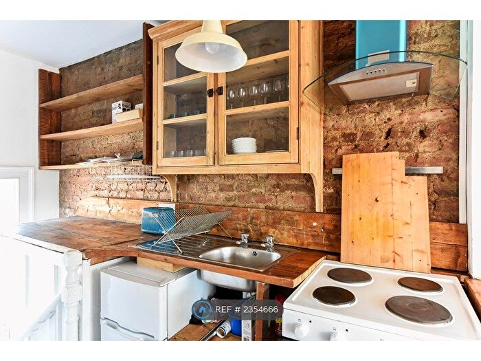 1 Bedroom Flat To Rent In Stoke Newington Church St, London, N16